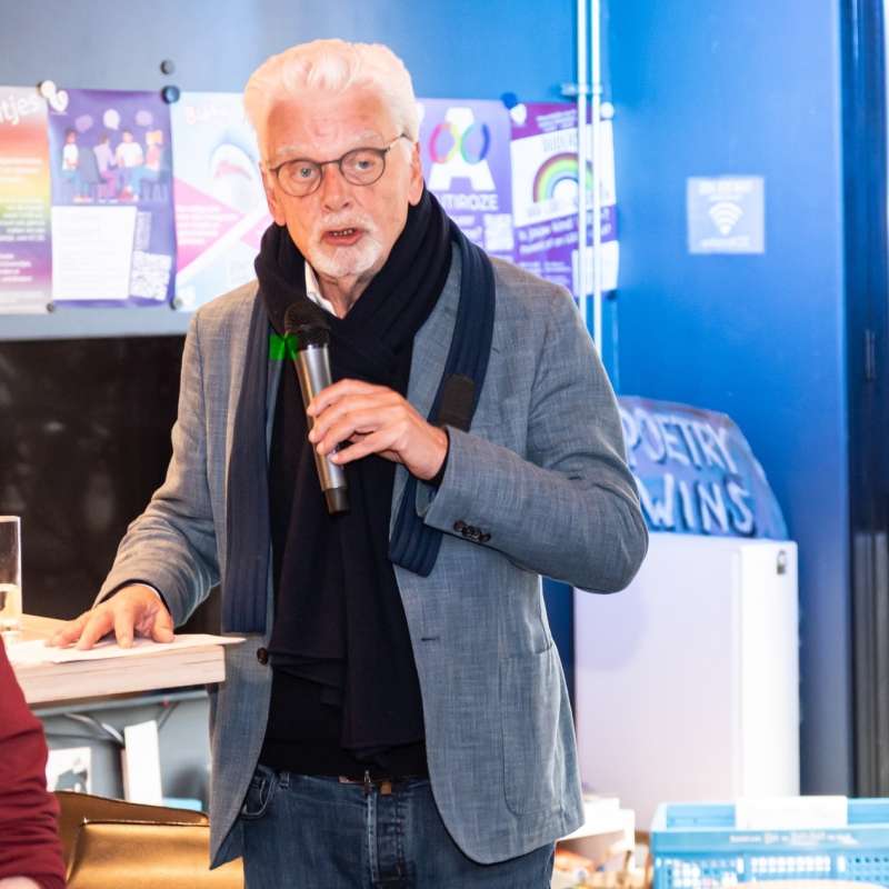 16 Klein Jan spreekt solo.812 5664